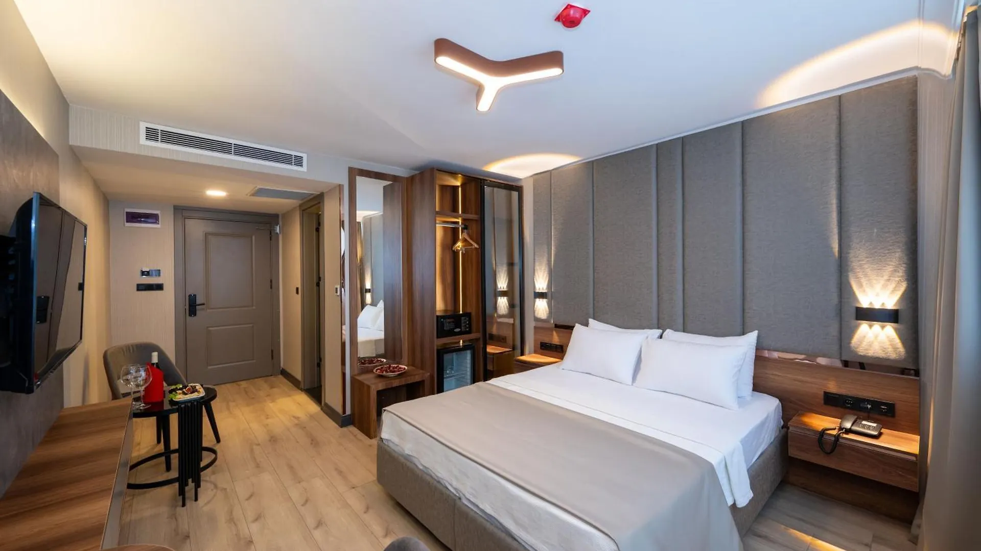 Vess Hotel Istanbul 0*,
